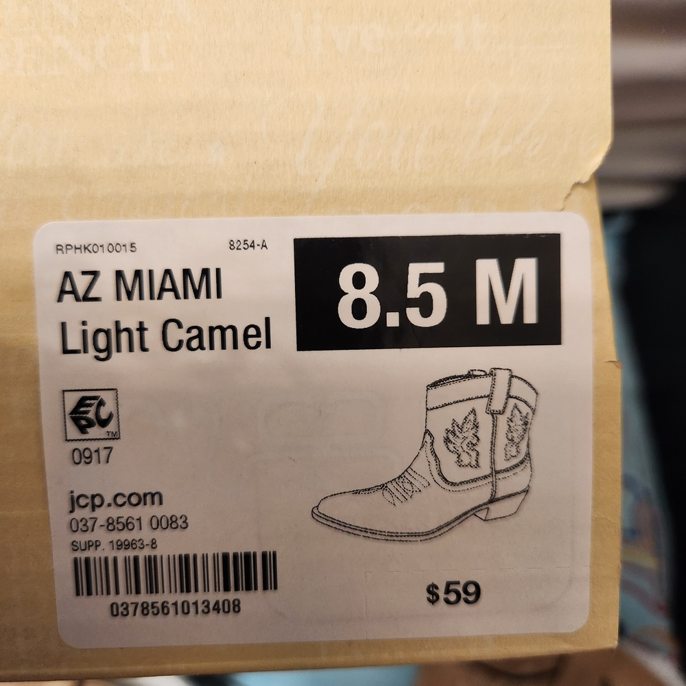 Cowboy Boots Style: Arizona With Memory Foam. miami Light Camel Boot.